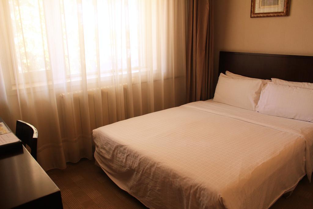 Days Inn Forbidden City Pékin  Extérieur photo