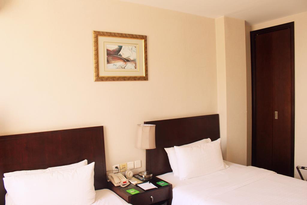 Days Inn Forbidden City Pékin  Extérieur photo