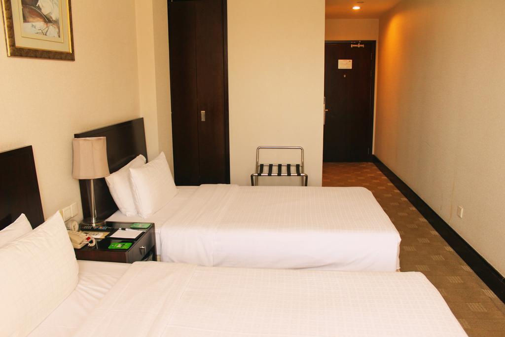 Days Inn Forbidden City Pékin  Extérieur photo